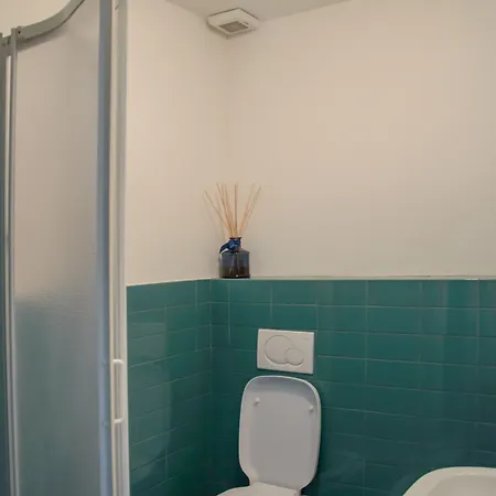 Homelink - Charlotte Florence