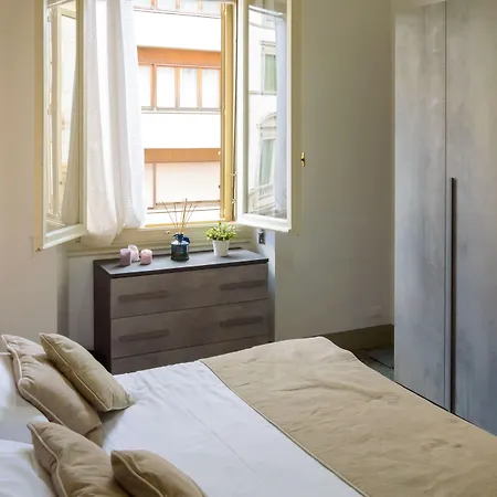 Gasthuis Homelink - Charlotte Florence