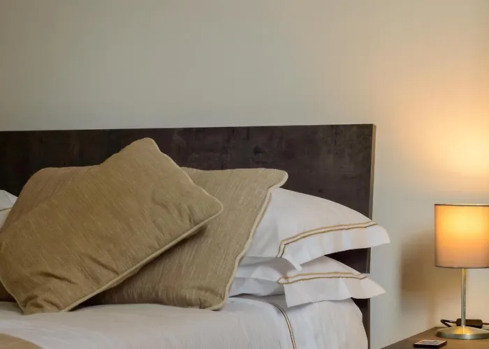 Homelink - Charlotte Affittacamere Firenze
